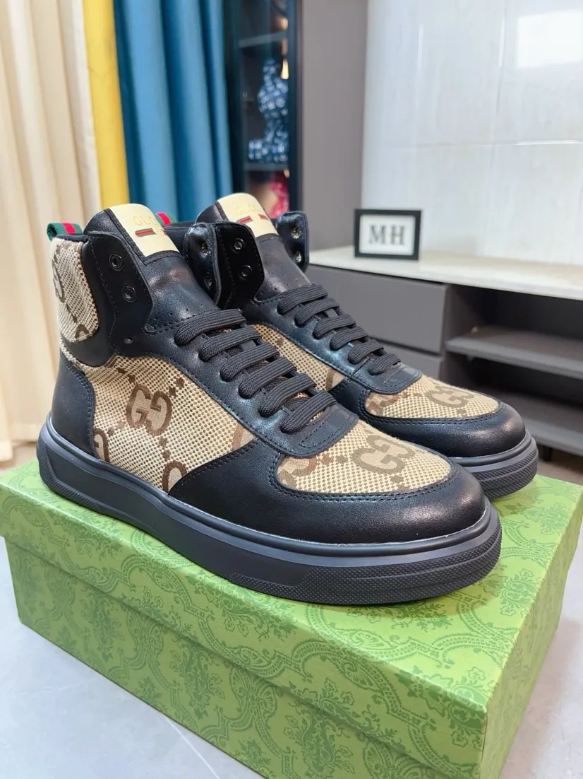 Men's shoes 💰440🌹🌹GUCCI [Gucci] New high-top men's shoes, a high-end brand, the latest fashionable casual men's shoes, trendy and versatile, relaxed and sporty style, uppers imported from Italy, first-layer cowhide, genuine leather lining, and ultra-fine workmanship. Original personalized fashionable rubber wear-resistant outsole, light and comfortable on the foot, size 38-44